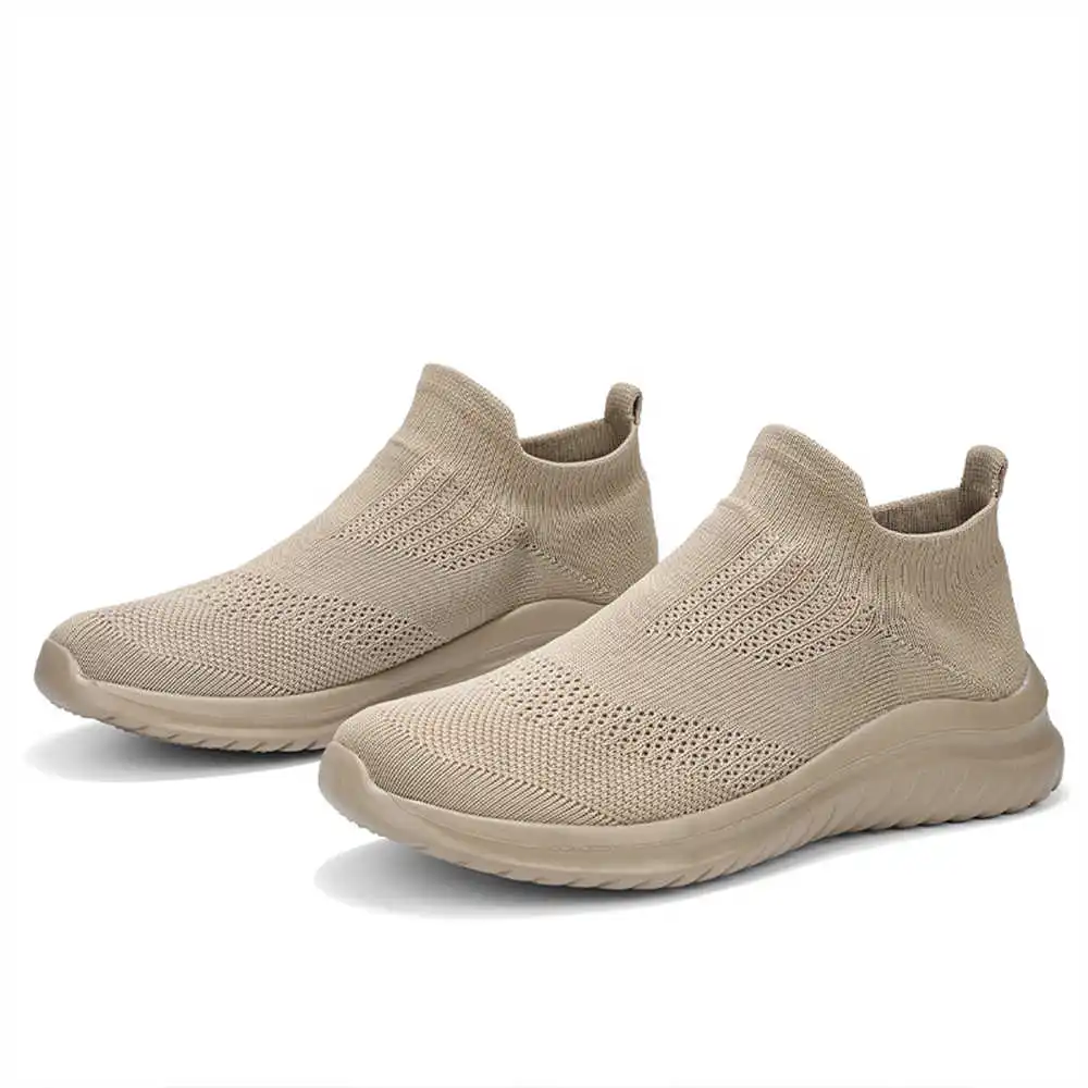 Beige Soft New Novelty Tennis  - đánh giá và giá Luxury Lifestyle Grooming Lounge